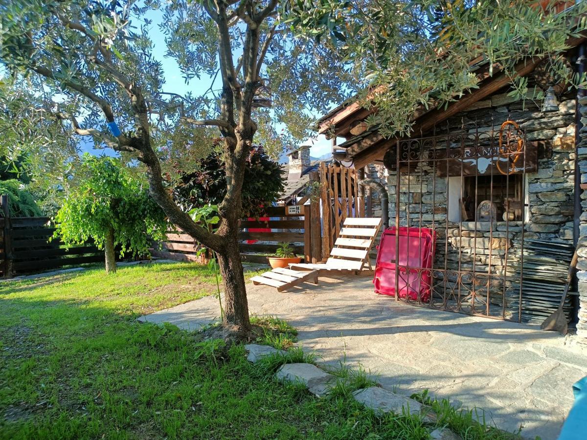 Rosina House E Chalet Colico Kültér fotó
